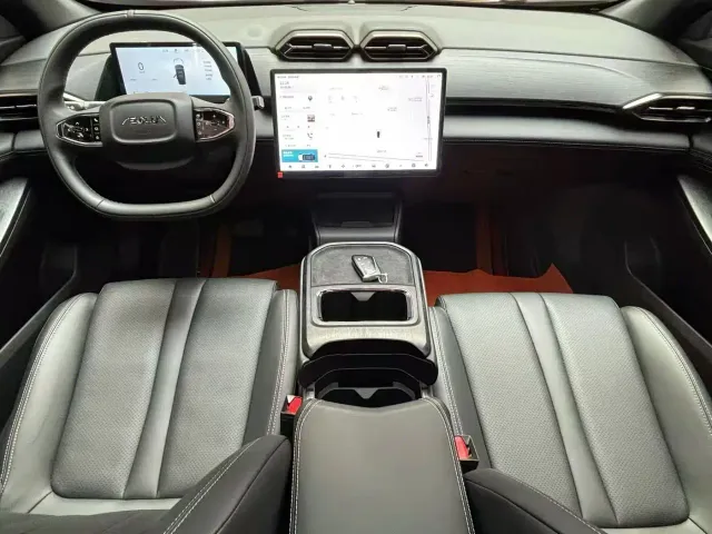 Dongfeng Fengshen L7 — Фото автомобиля 5