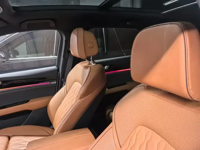 BYD Tang — Фото автомобиля 8