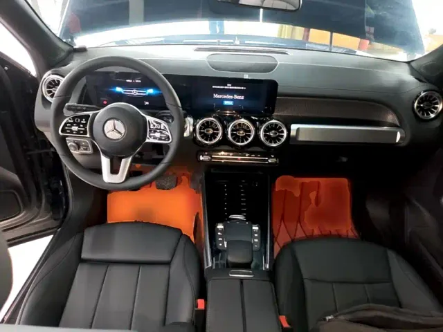 Mercedes-Benz GLB-Class — Фото автомобиля 9