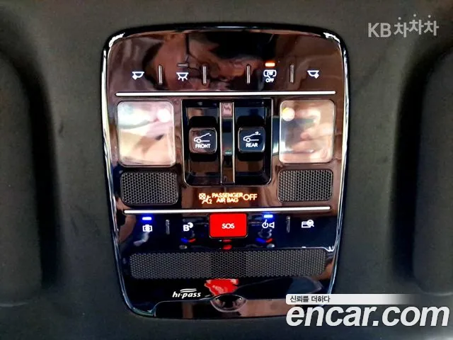 Hyundai Santafe Santa Fe (MX5) Бензин 2.5T 2WD — Фото автомобиля 15