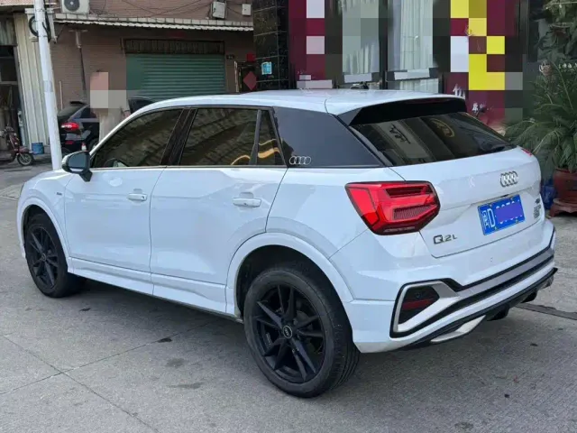 Audi Q2L — Фото автомобиля 7