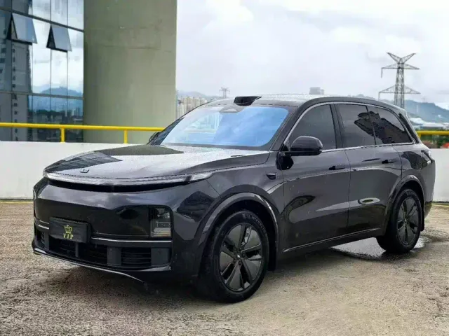 Фотография автомобиля — Li Auto L8
