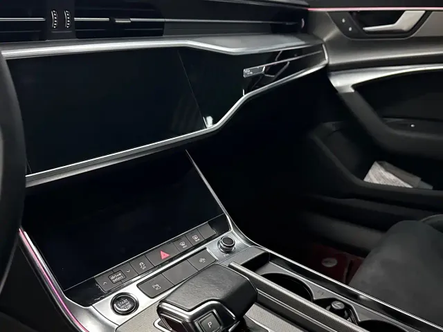 Audi A7L — Фото автомобиля 9