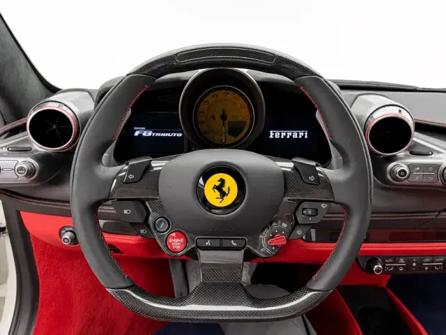 Ferrari F8 — Фото автомобиля 8