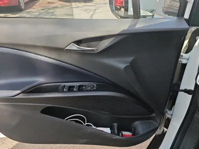 Buick Velite 6 — Фото автомобиля 7