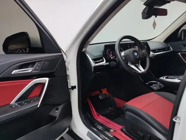 BMW X1 — Фото автомобиля 7