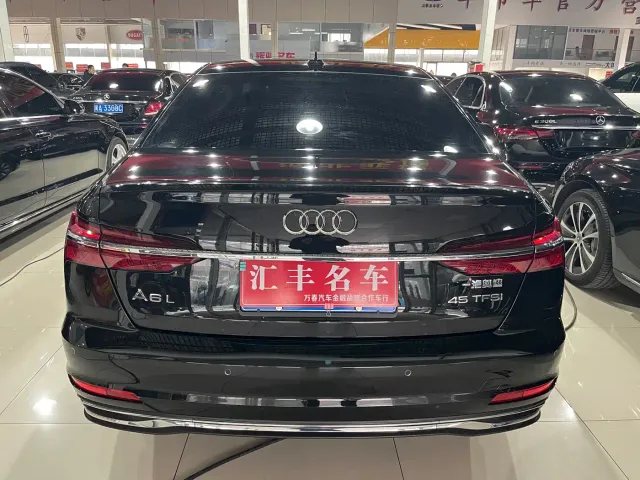 Audi A6L — Фото автомобиля 5