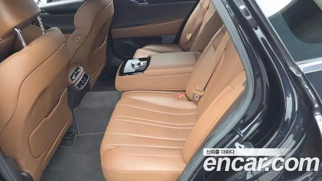 Genesis G80 RG3 — Фото автомобиля 16