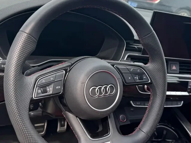 Audi S4 — Фото автомобиля 10