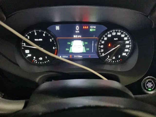 Buick Enclave — Фото автомобиля 8