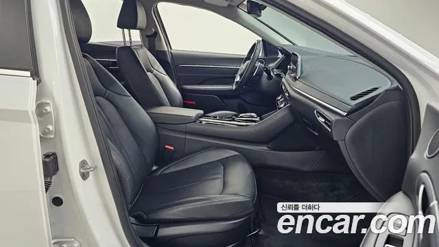 Hyundai Sonata Sonata (DN8) 2.0 LPG(Для проката) — Фото автомобиля 11