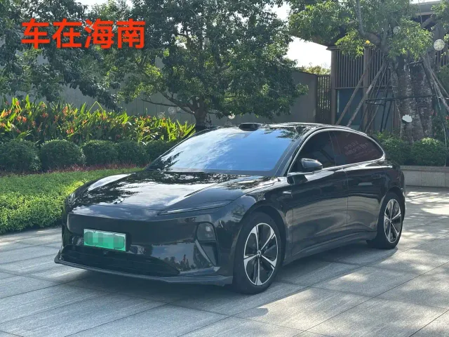Nio ET5 Touring — Фото автомобиля 2