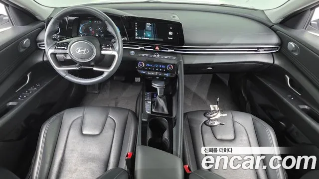 Hyundai Avante — Фото автомобиля 10