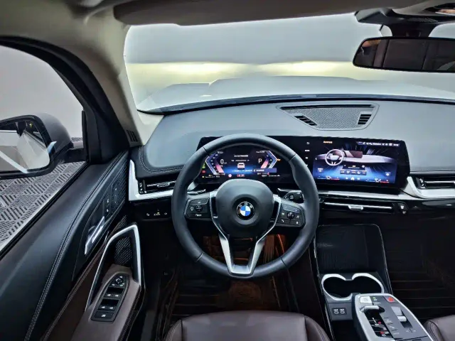 BMW X1 — Фото автомобиля 10