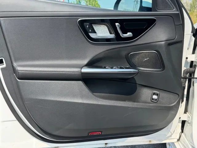Mercedes-Benz C-Class — Фото автомобиля 9