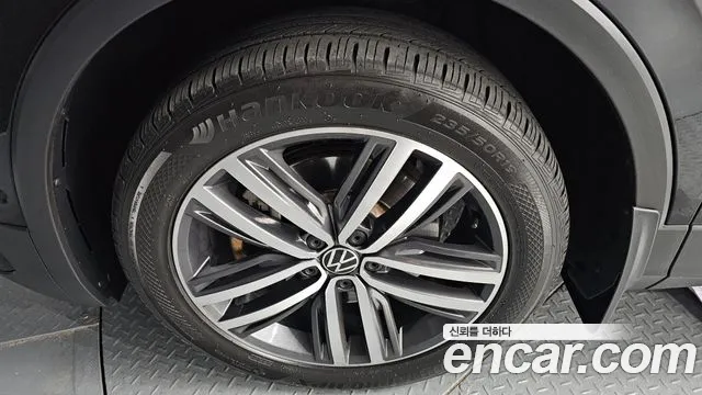 Volkswagen Tiguan — Фото автомобиля 21