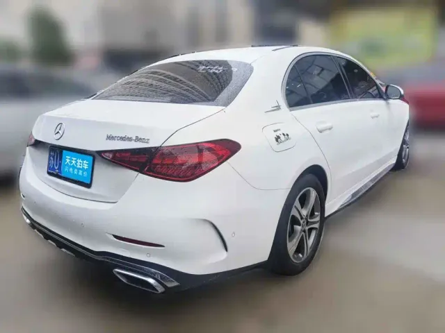 Mercedes-Benz C-Class — Фото автомобиля 2