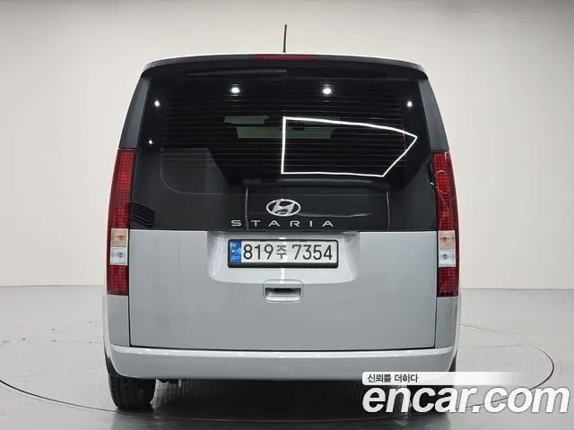 Hyundai Staria — Фото автомобиля 3