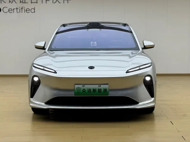 Nio ET5 Touring — Фото автомобиля 3