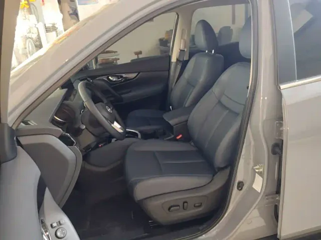 Nissan X-Trail — Фото автомобиля 10