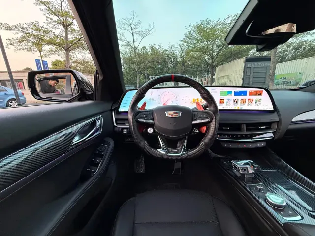 Cadillac CT5 — Фото автомобиля 15