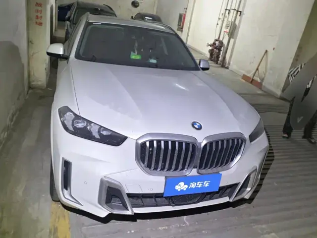 BMW X5 — Фото автомобиля 2