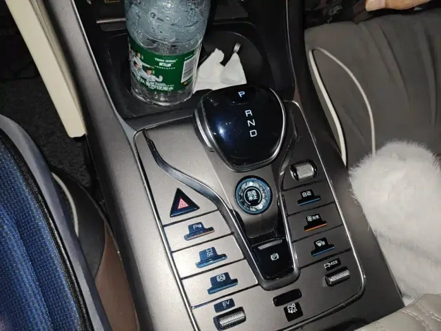 BYD Qin PLUS — Фото автомобиля 15