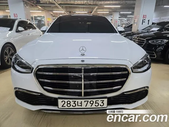 Mercedes-Benz S-Class — Фото автомобиля 5