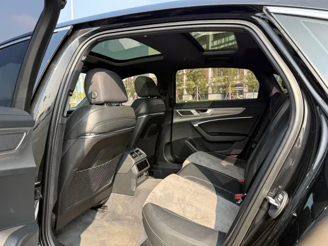 Audi A6L — Фото автомобиля 5