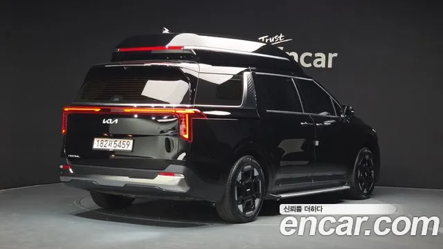 Kia Canival Новый Carnival 4 поколение Дизель 9 мест Hi-Limousine — Фото автомобиля 2