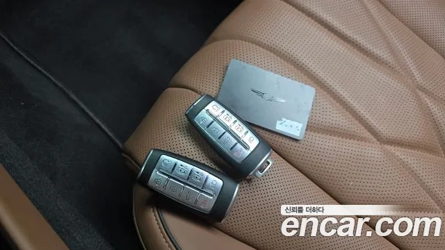 Genesis G80 Бензин 2.5 турбо AWD — Фото автомобиля 16