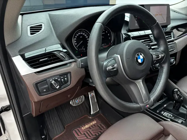 BMW X1 — Фото автомобиля 7