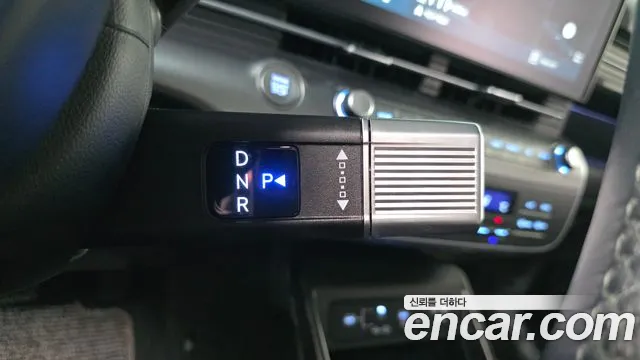Hyundai Kona — Фото автомобиля 12