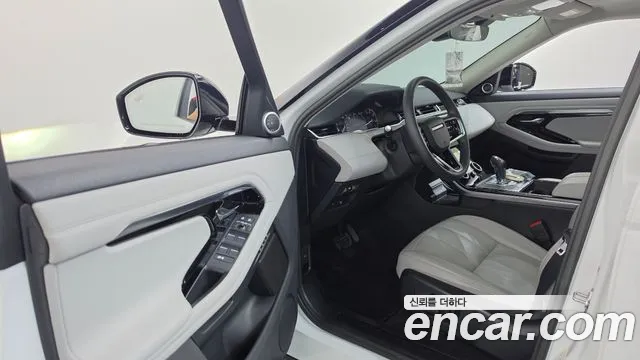 Land Rover Range Rover Evoque — Фото автомобиля 15