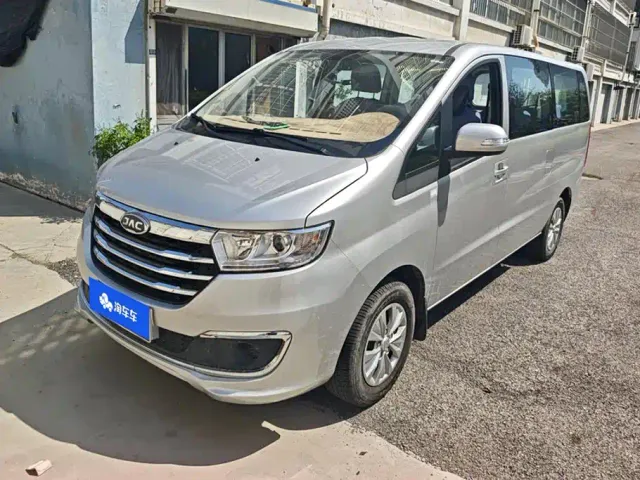 Фотография автомобиля — JAC Refine M3