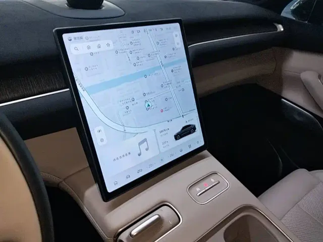 Nio EC7 — Фото автомобиля 12