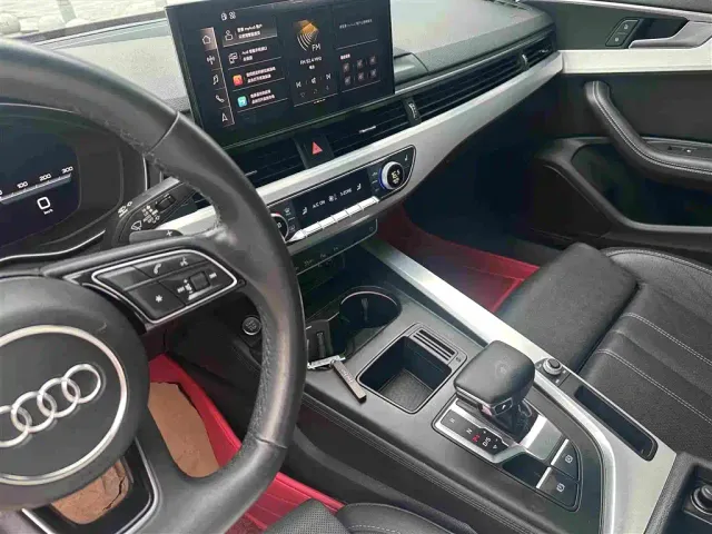 Audi A4L — Фото автомобиля 13