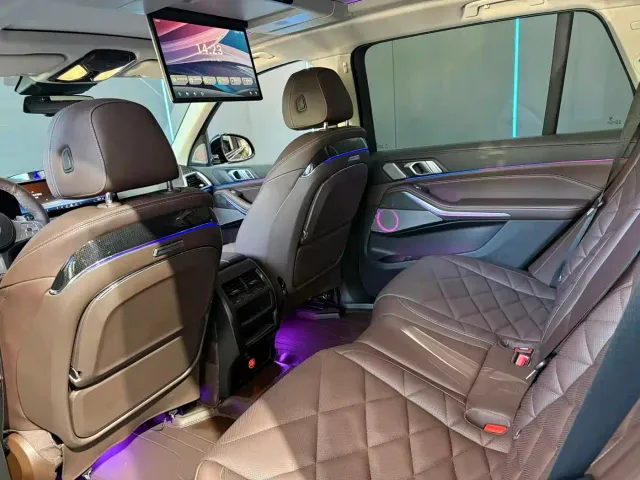 BMW X5 — Фото автомобиля 10