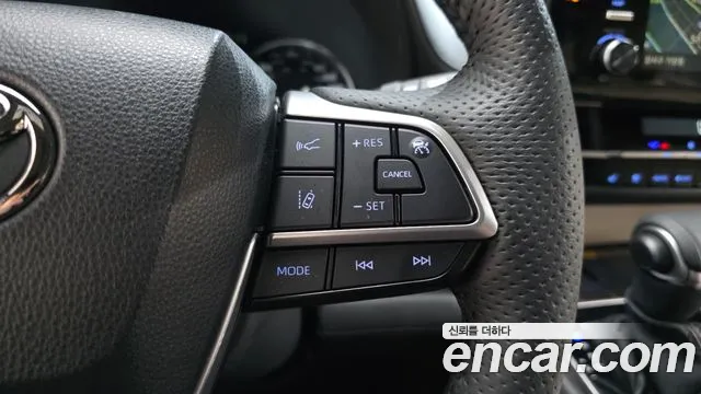 Toyota Sienna — Фото автомобиля 17