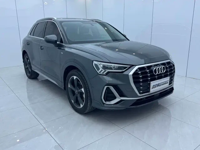 Audi Q3 — Фото автомобиля 3
