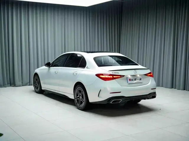 Mercedes-Benz C-Class — Фото автомобиля 10