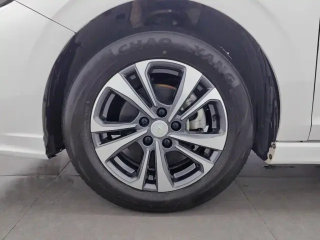 Changan Eado — Фото автомобиля 17