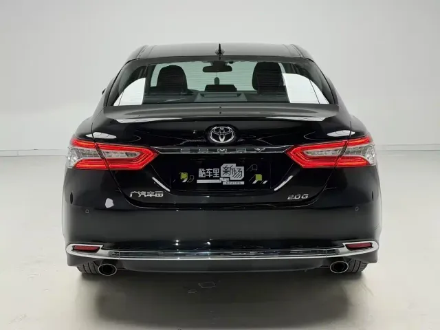 Toyota Camry — Фото автомобиля 5