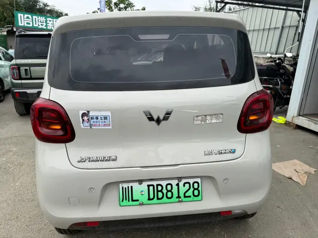 Wuling Hongguang Mini EV — Фото автомобиля 6