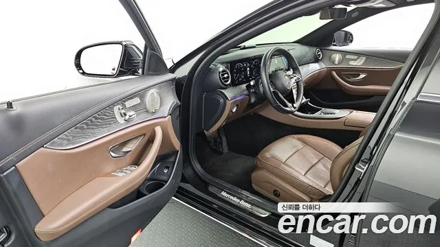 Mercedes-Benz E-Class E-класс W213 E350 4MATIC Exclusive — Фото автомобиля 10