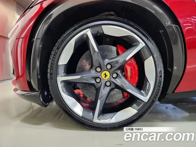 Ferrari Purosangue — Фото автомобиля 20