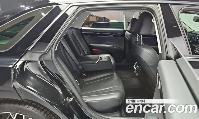 Hyundai Grandeur GN7 — Фото автомобиля 16