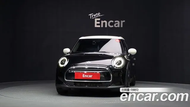 MINI Cooper — Фото автомобиля 3