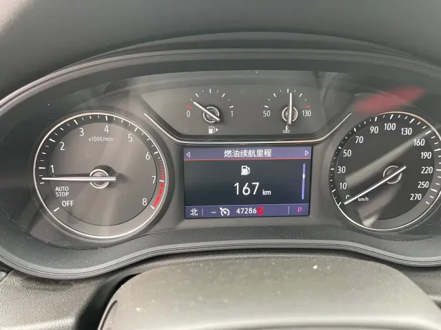 Buick Regal — Фото автомобиля 9