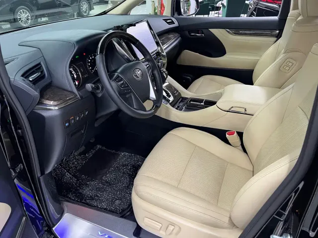 Toyota Vellfire — Фото автомобиля 22